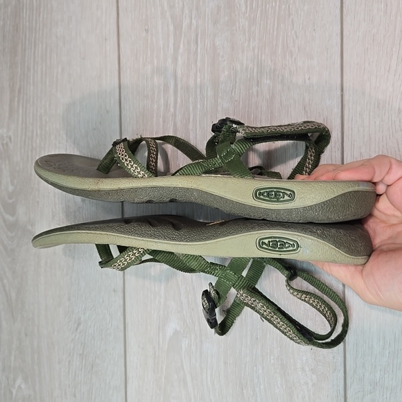 Keen Womens Strappy Outdoor hiking Sandals shoes sz 8.5 - Picture 8 of 9